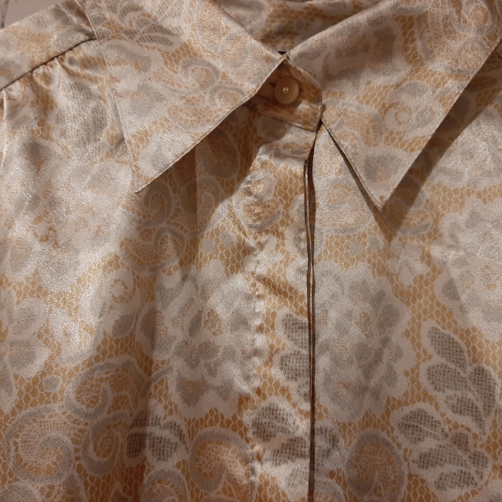 Apostrophe Gray, white and gold long sleeve blouse - Picture 14 of 14